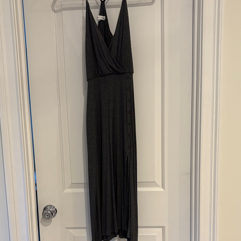 Lush Black Sleeveless Maxi Dress with V-Neck